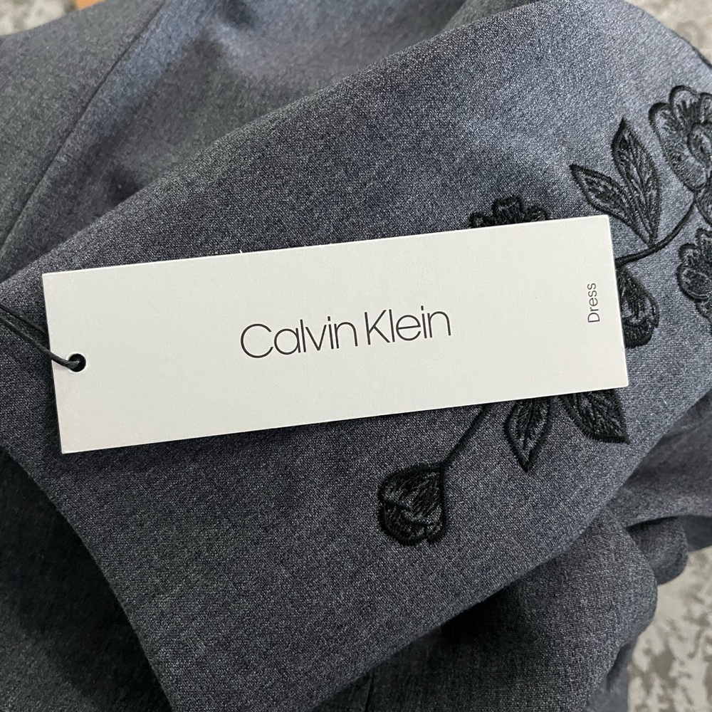SOLD NWT Calvin Klein Longline Blazer / Suit Dress Floral Embroidered Sleeve - Picture 9 of 13